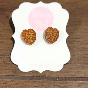 Wooden‎ leaf earrings